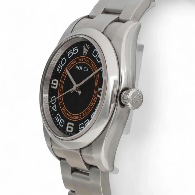 Rolex Oyster Perpetual 116000 Image 2